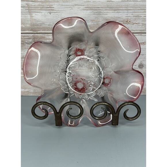 Vintage Mikasa Pink Glass Bowl Set. Rosella ruffle edge, flower shape. - Picture 9 of 10